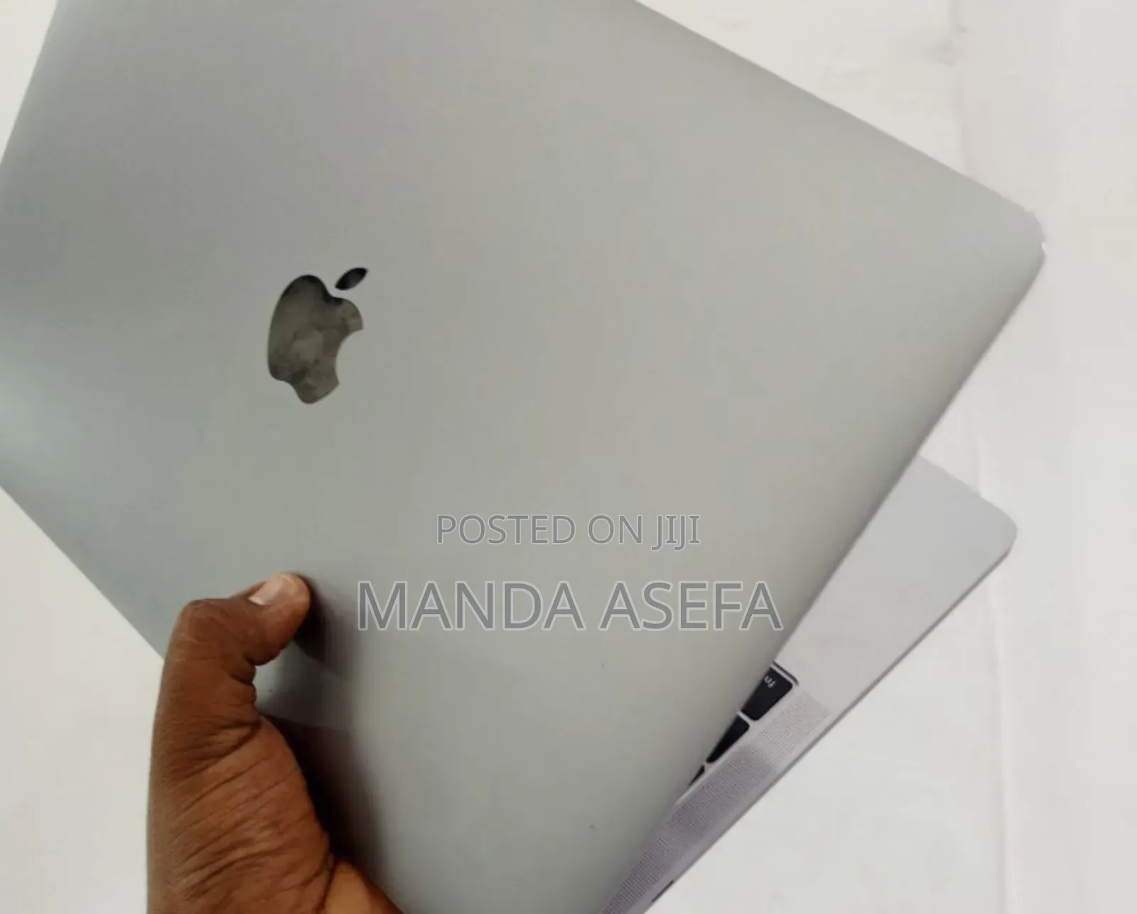 New Laptop Apple MacBook Pro 2017 8GB Intel Core I5 SSD 128GB