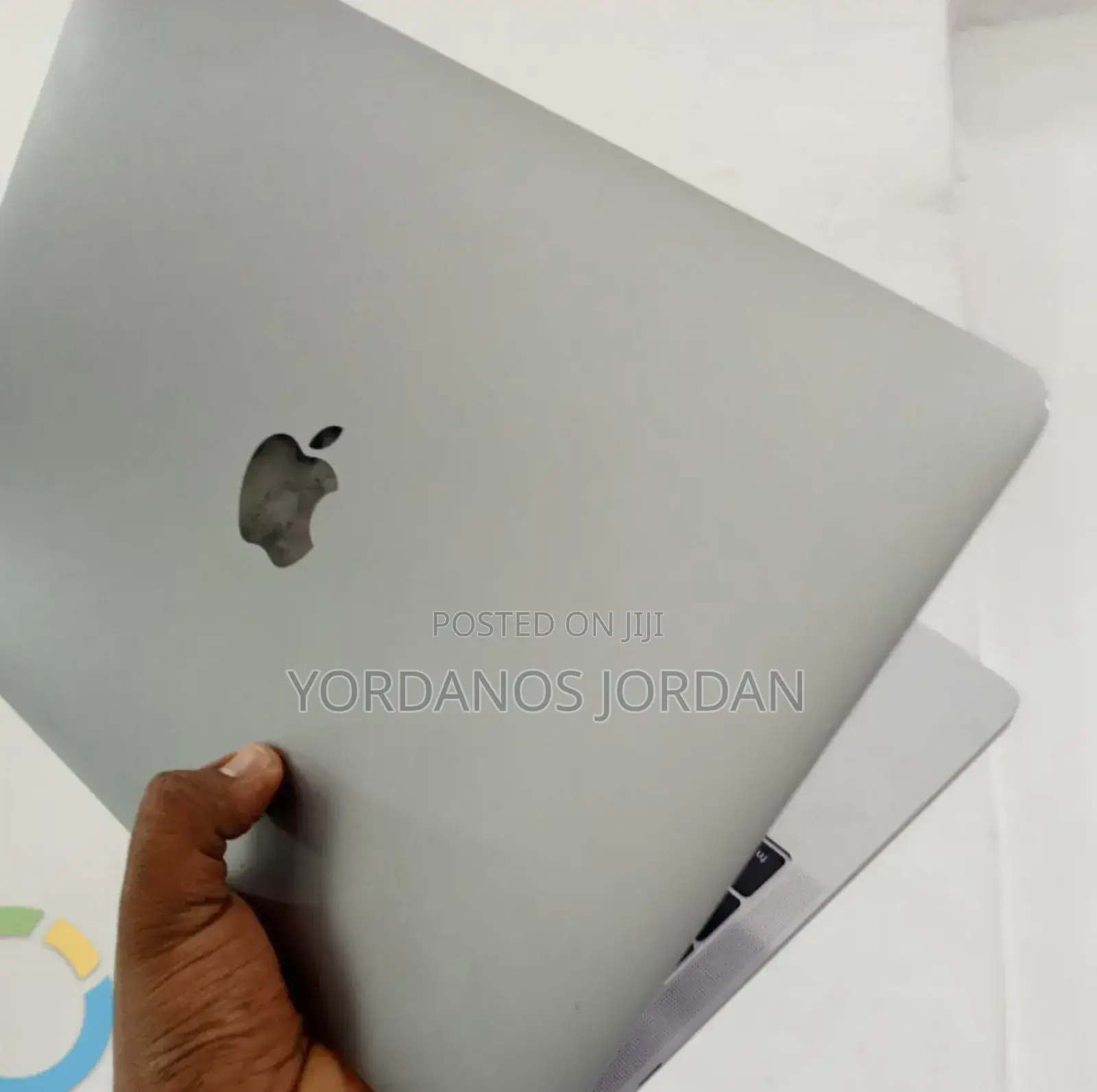 New Laptop Apple MacBook Pro 2017 8GB Intel Core I5 SSD 128GB