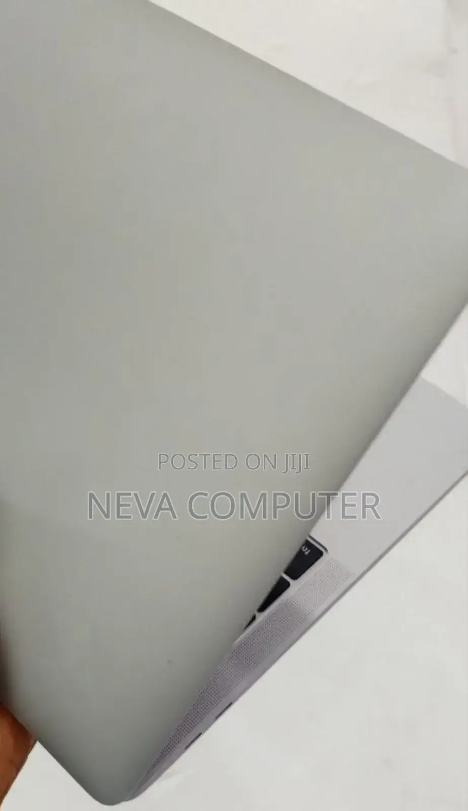 New Laptop Apple MacBook Pro 2017 8GB Intel Core I5 SSD 128GB