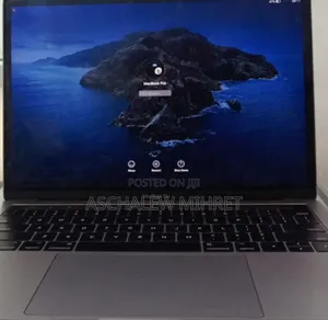 Photo - New Laptop Apple MacBook Pro 2017 8GB Intel Core I5 SSD 128GB