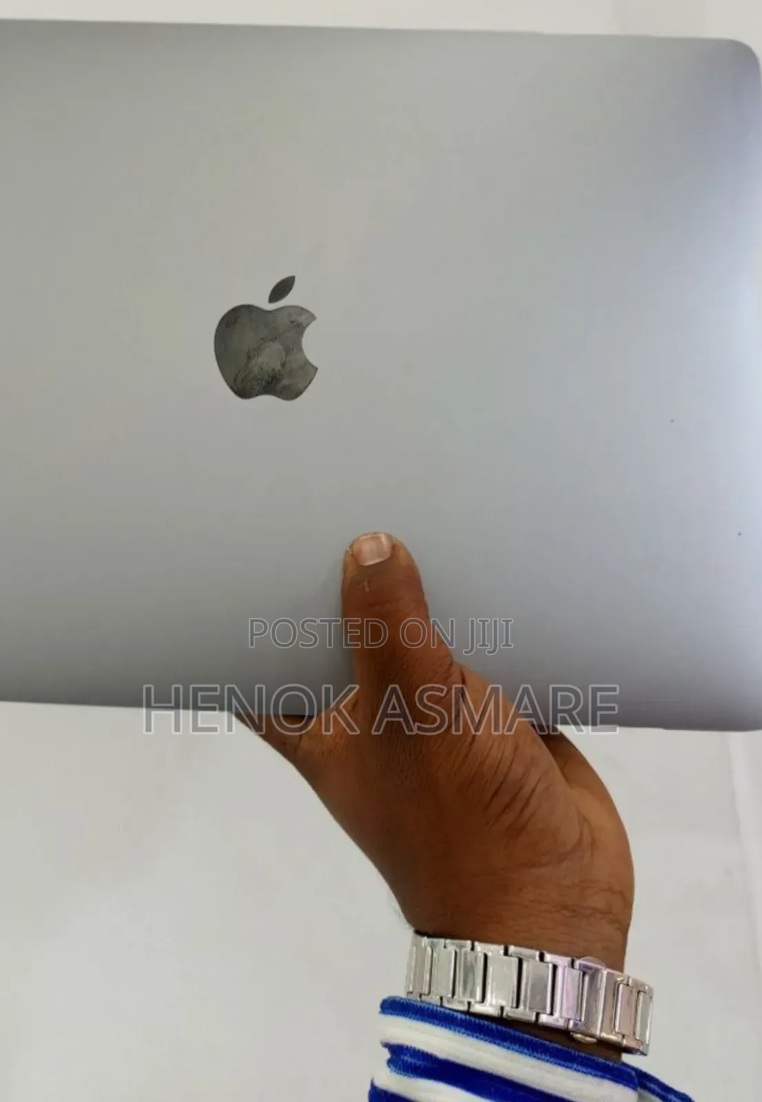 New Laptop Apple MacBook Pro 2017 8GB Intel Core I5 SSD 128GB