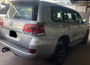 Toyota Land Cruiser 4.5 V8 GXR 2008 Silver