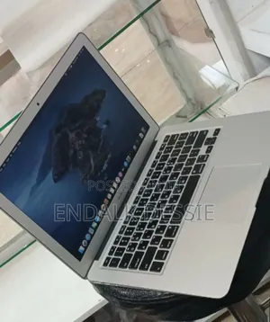 Photo - New Laptop Apple MacBook Air 2013 4GB Intel Core I5 SSD 256GB