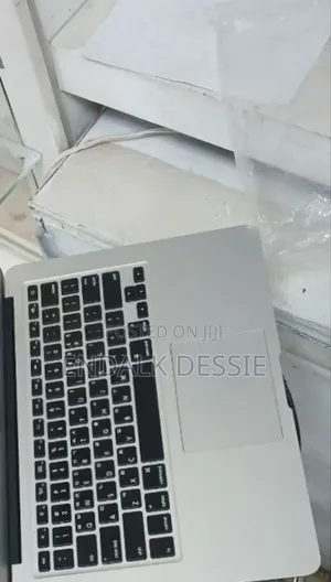 New Laptop Apple MacBook Air 2013 4GB Intel Core I5 SSD 256GB