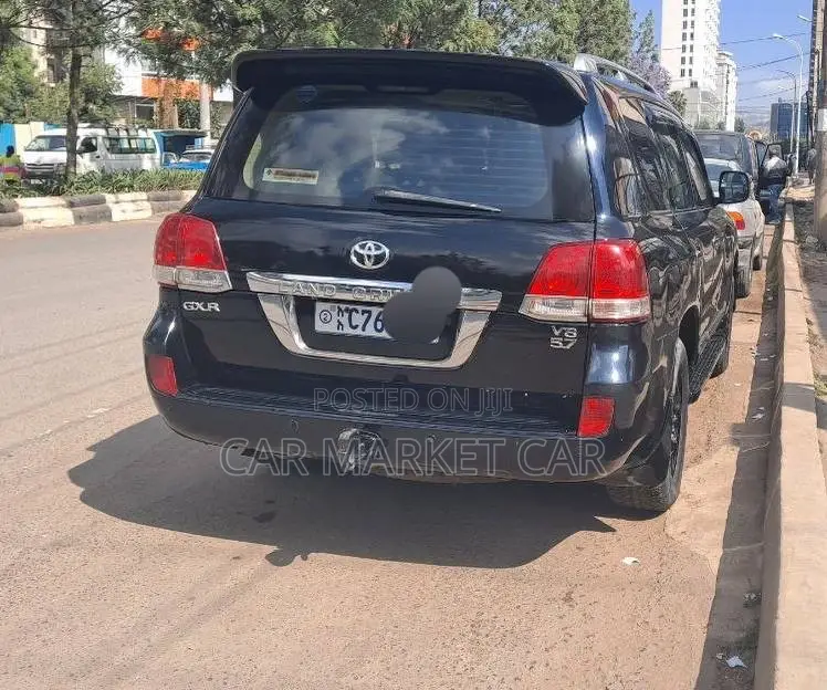 Toyota Land Cruiser 4.5 V8 TD GX-R 2010 Black