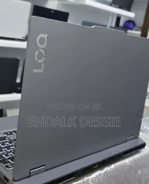 New Laptop Lenovo LOQ 15ARP9 16GB Intel Core i5 SSD 512GB