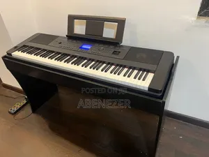 Photo - Yamaha Portabel Grand Dgx660 Piano Keyboard