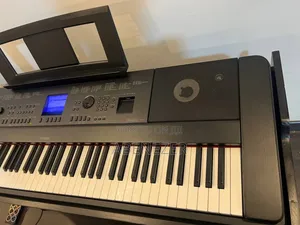 Yamaha Portabel Grand Dgx660 Piano Keyboard