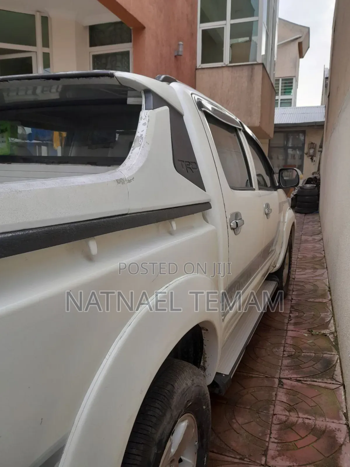 Toyota Hilux 2012 White