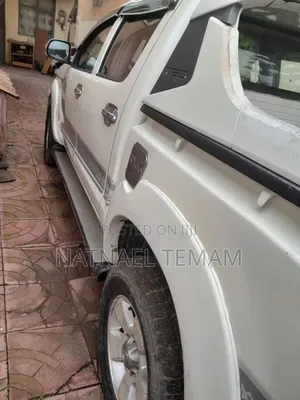 Toyota Hilux 2012 White