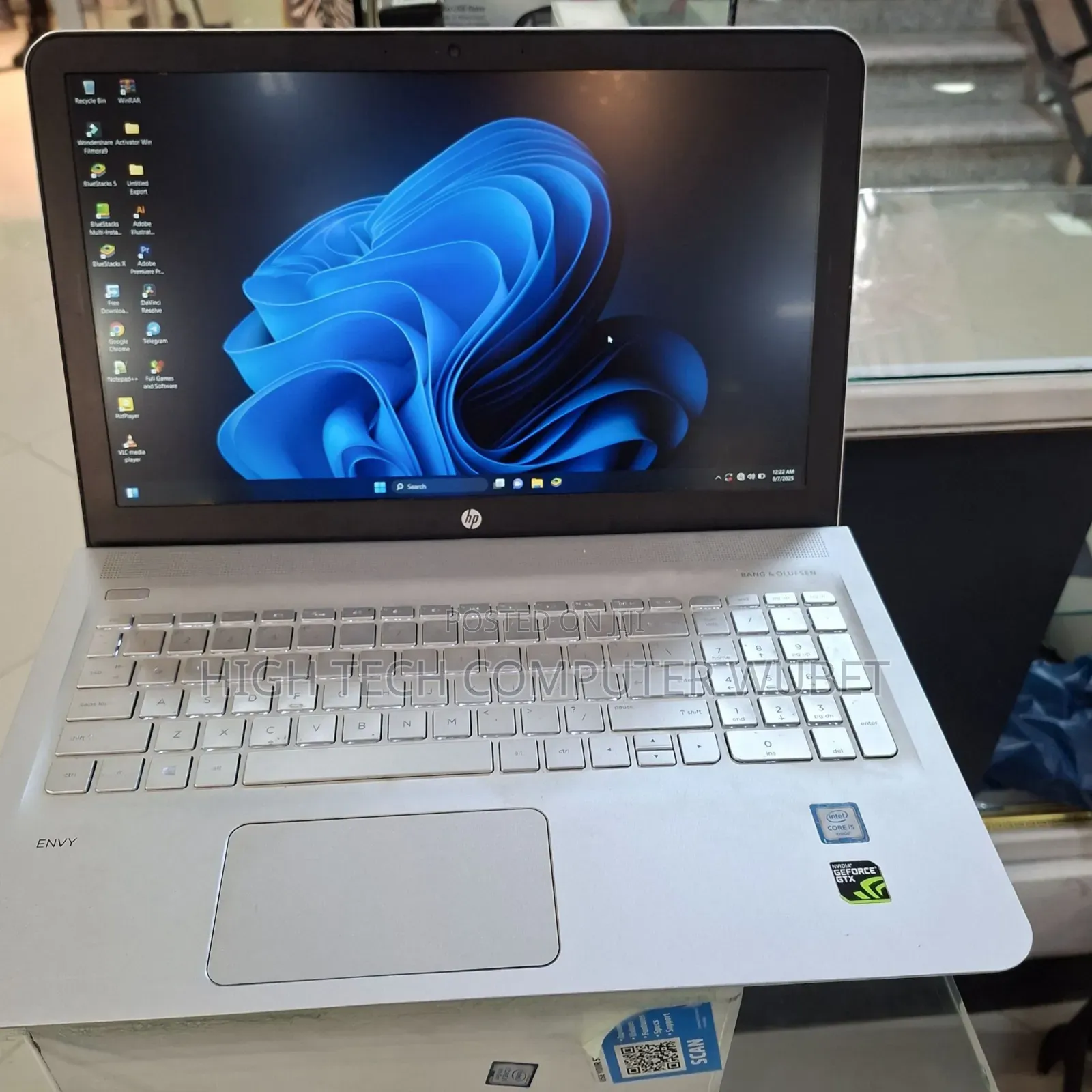 New Laptop HP Envy 14 16GB Intel Core I5 SSD 512GB