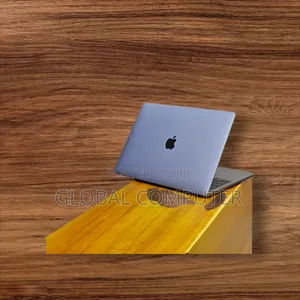 Laptop Apple MacBook Pro 2019 8GB Intel Core i5 SSD 256GB