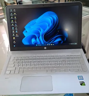 New Laptop HP Envy X360 12GB Intel Core I5 SSD 1T
