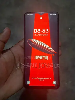 Photo - Samsung Galaxy A12 64 GB Black