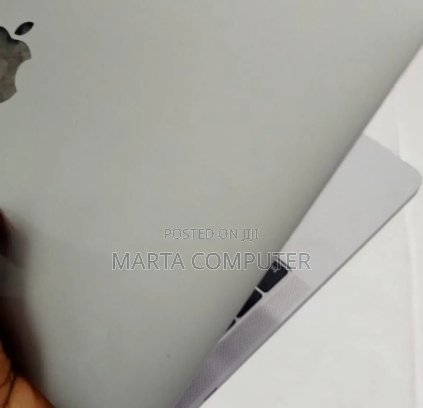 New Laptop Apple MacBook Pro 2017 8GB Intel Core I5 SSD 128GB