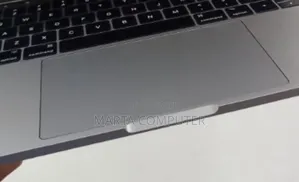 New Laptop Apple MacBook Pro 2017 8GB Intel Core I5 SSD 128GB