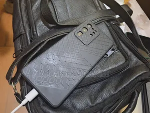 New Samsung Galaxy S20 Ultra 5G 128 GB Black