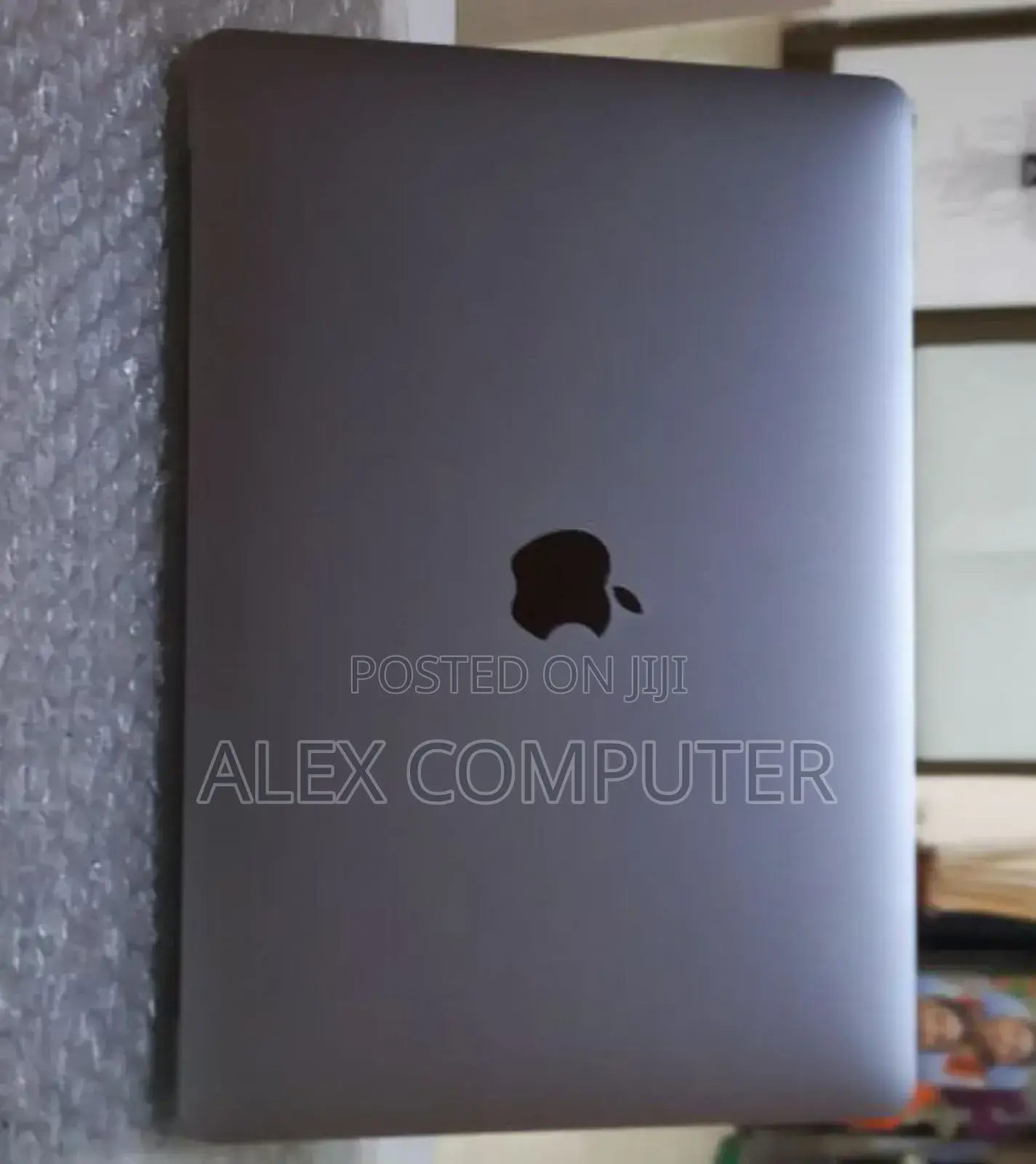 New Laptop Apple MacBook Pro M1 16GB Apple M1 SSD 256GB