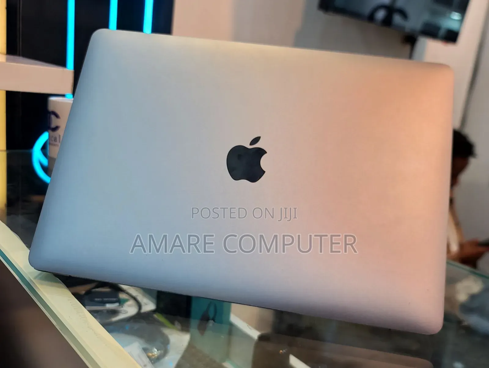 New Laptop Apple MacBook Air 2020 M1 16GB Apple M1 SSD 256GB