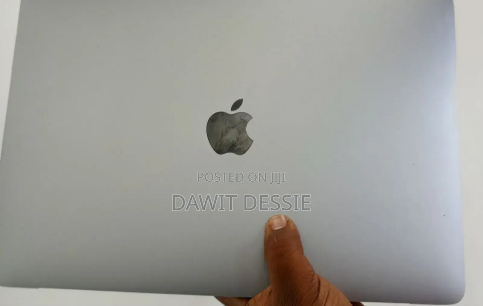 New Laptop Apple MacBook Pro 2017 8GB Intel Core I5 SSD 128GB