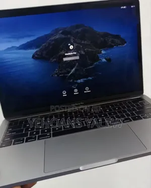 New Laptop Apple MacBook Pro 2017 8GB Intel Core I5 SSD 128GB