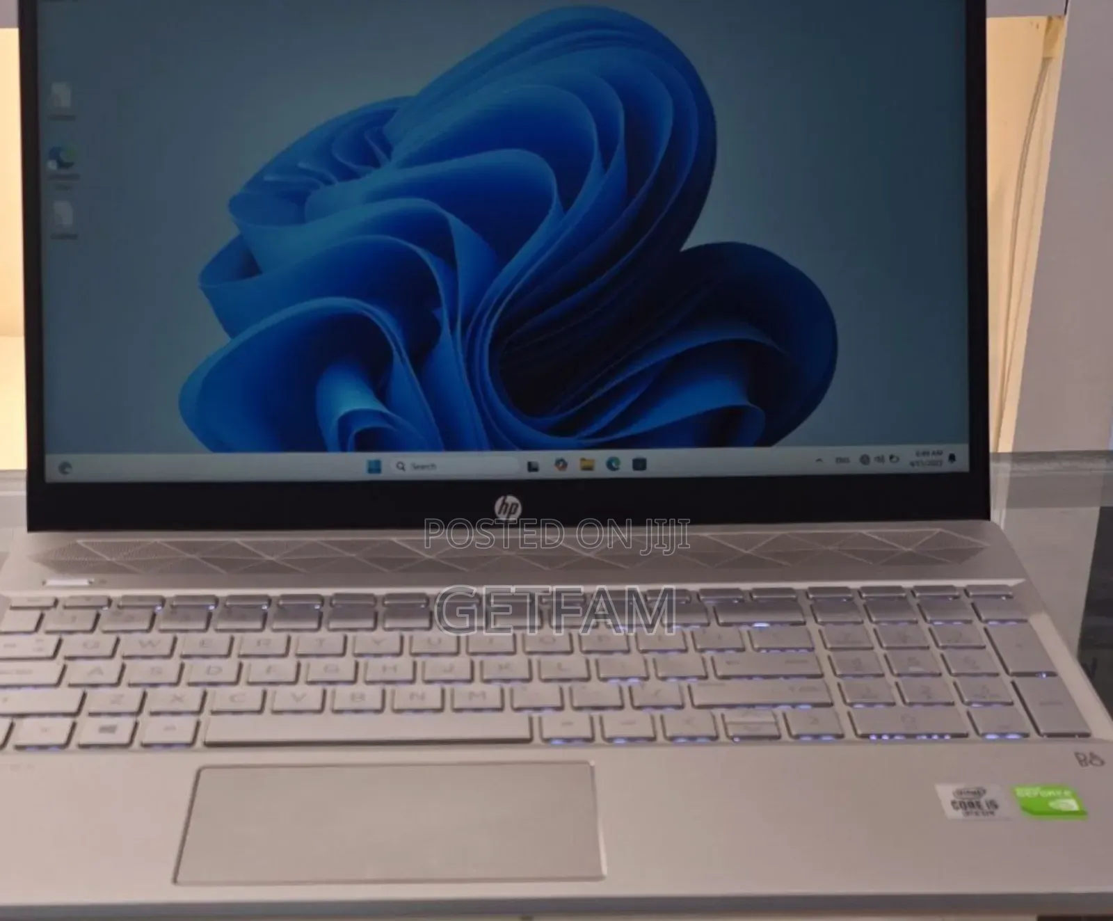 New Laptop HP Pavilion 10 8GB Intel Core I5 SSD 512GB