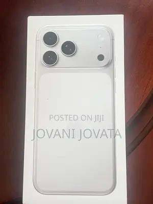 New Apple iPhone 17 Pro Max 256 GB Silver