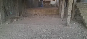 7bdrm House in Akaky Kaliti for sale