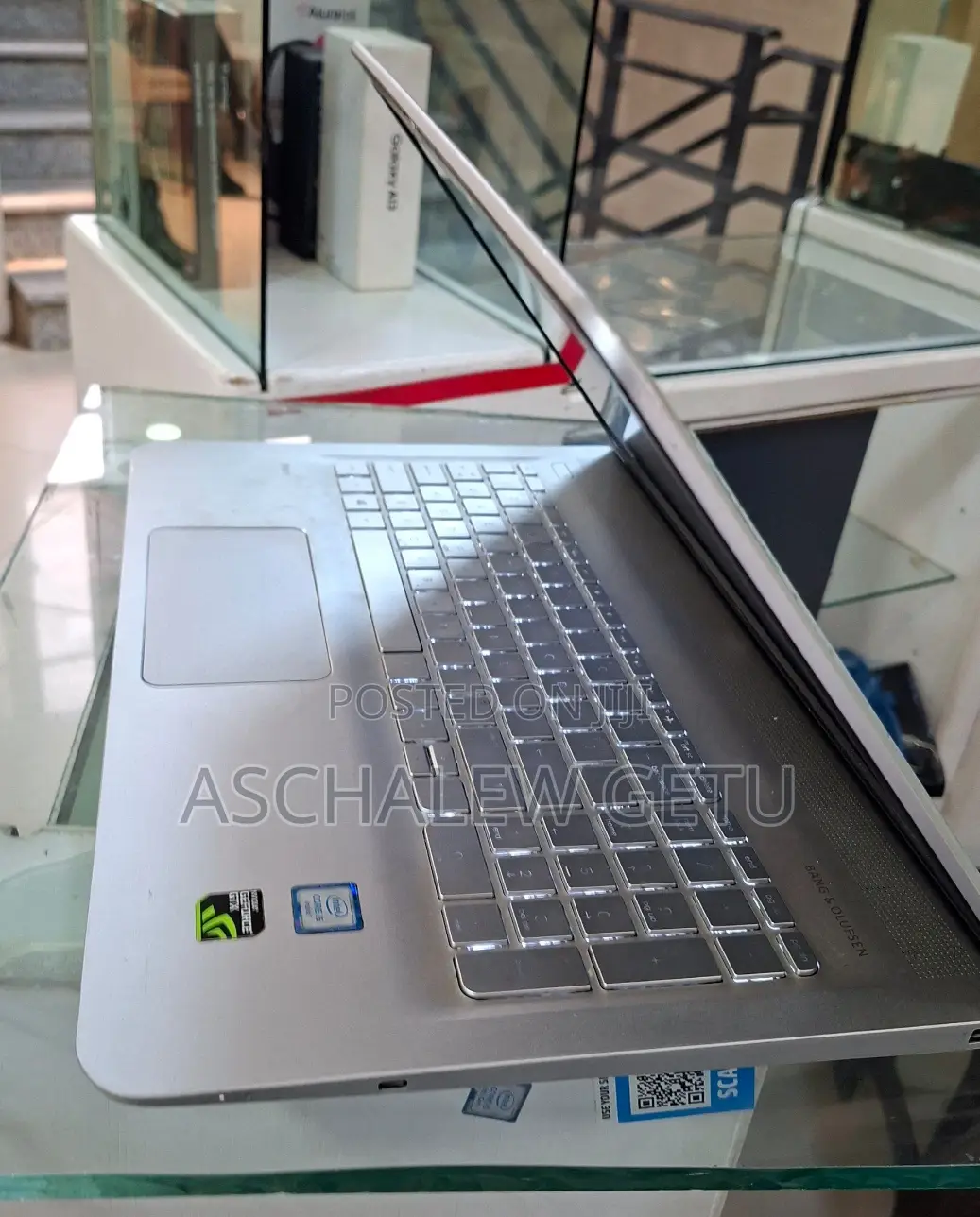 New Laptop HP Envy X360 12GB Intel Core I5 HDD 1T