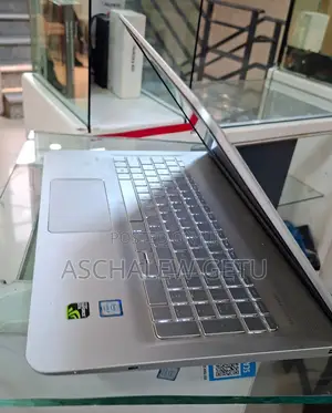 New Laptop HP Envy X360 12GB Intel Core I5 HDD 1T