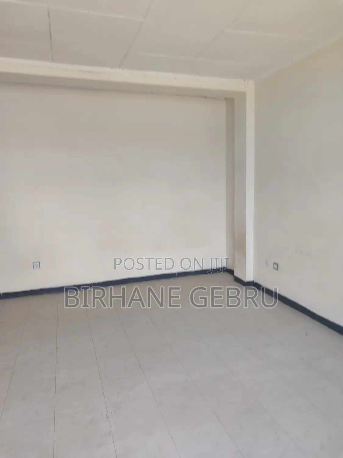 5bdrm House in G+1 House, Bole for rent