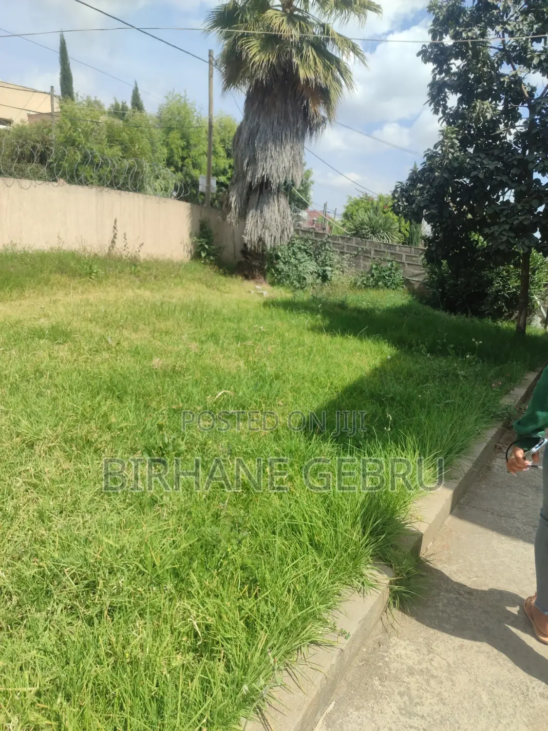 5bdrm House in G+1 House, Bole for rent