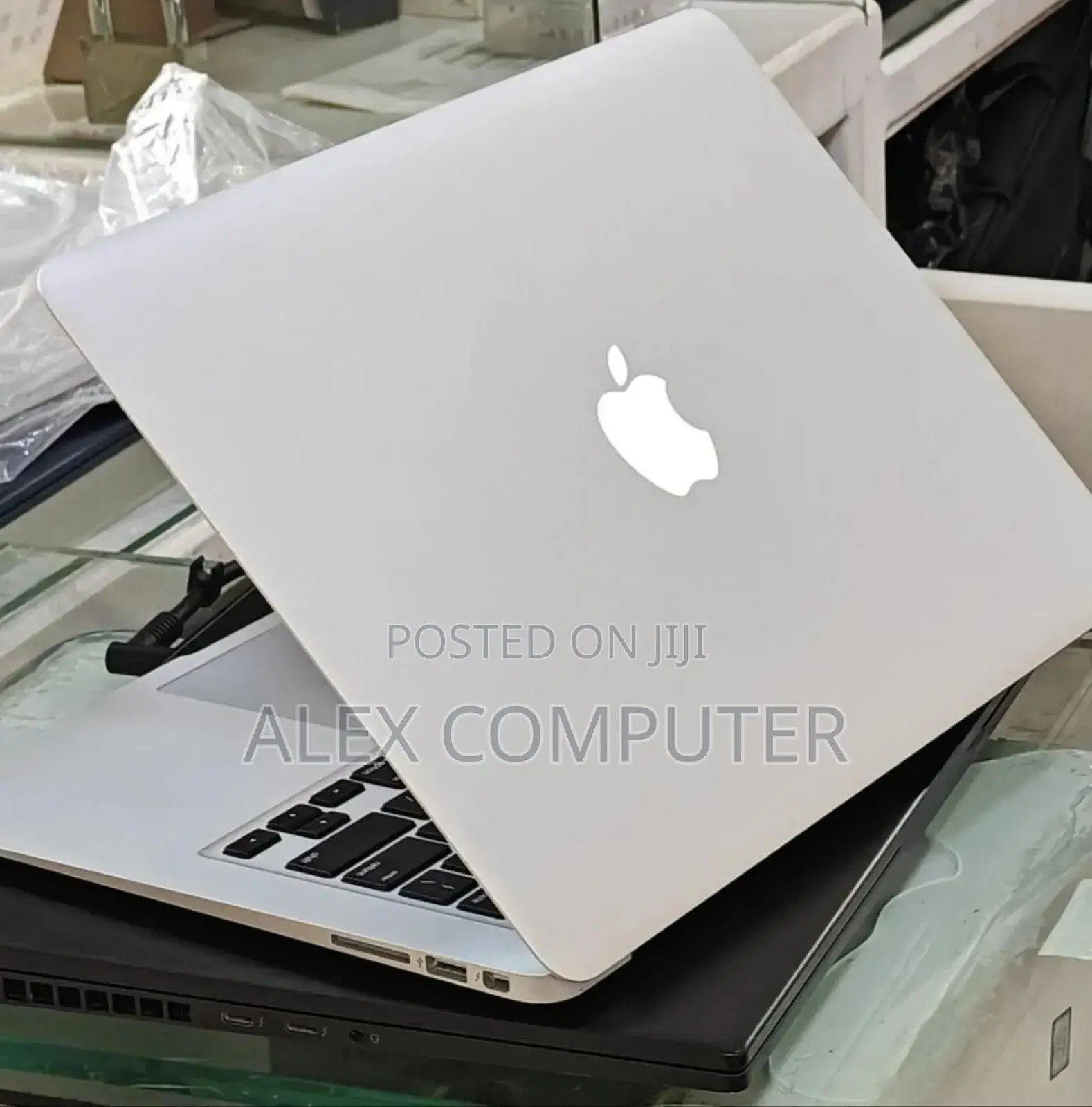 New Laptop Apple MacBook Air 2017 8GB Intel Core I7 SSD 512GB