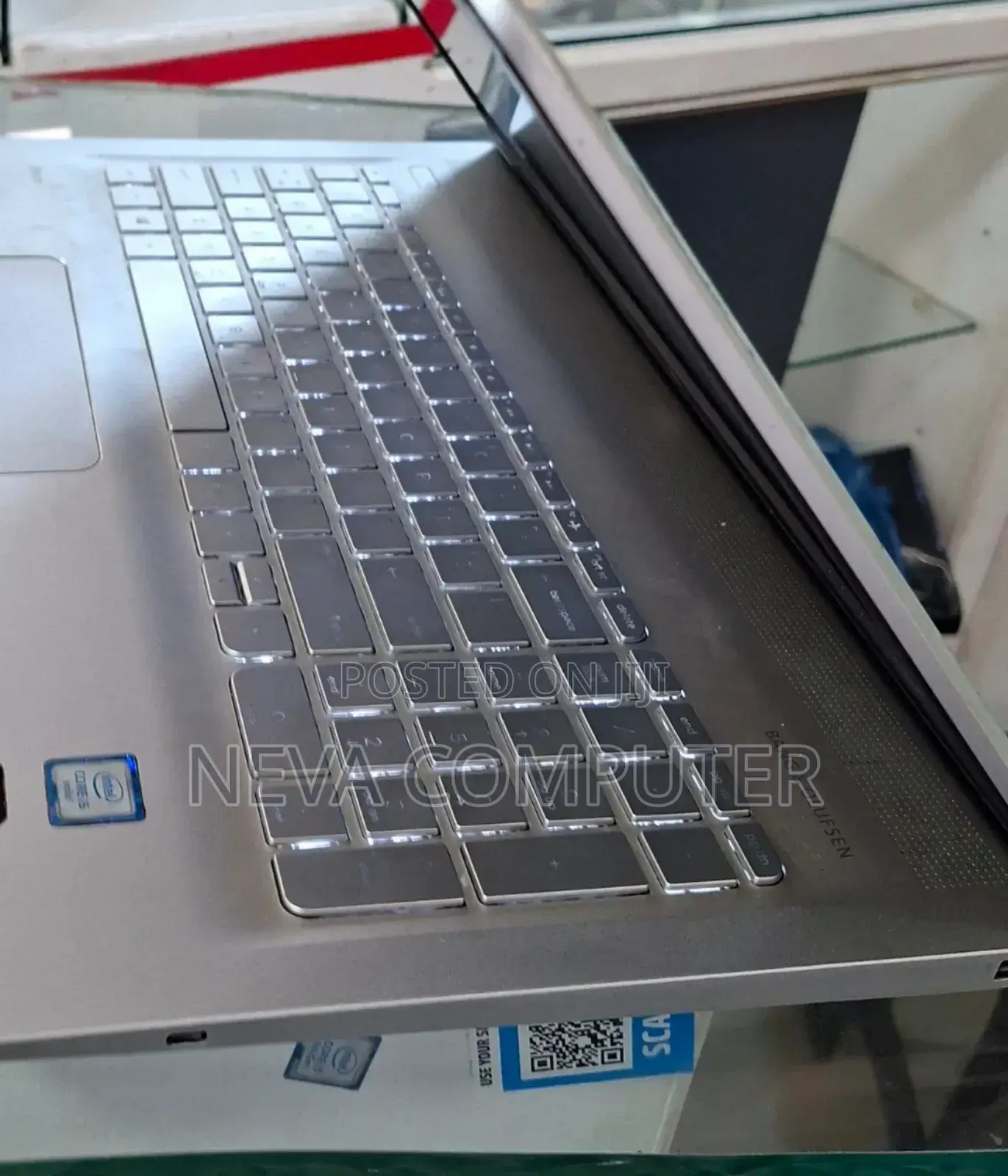 New Laptop HP Envy X360 12GB Intel Core I5 SSD 1T