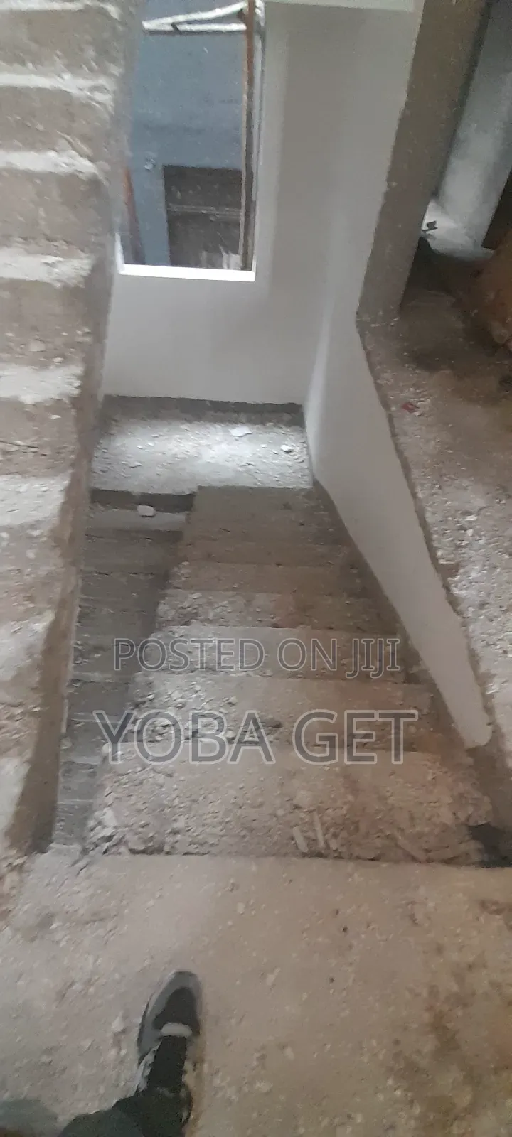 አስቸካይ የሚሸጥ አፓርታማ