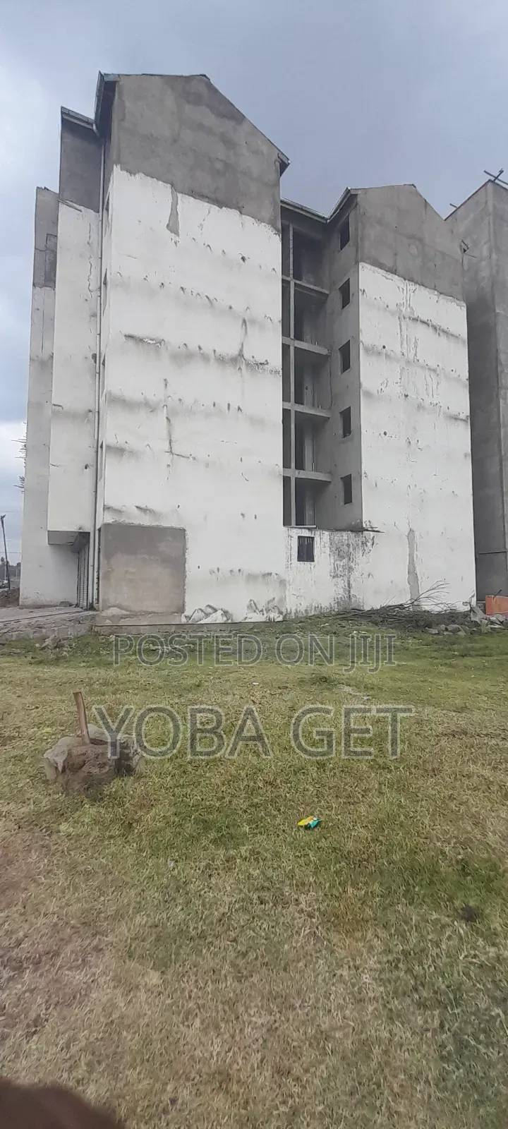 አስቸካይ የሚሸጥ አፓርታማ