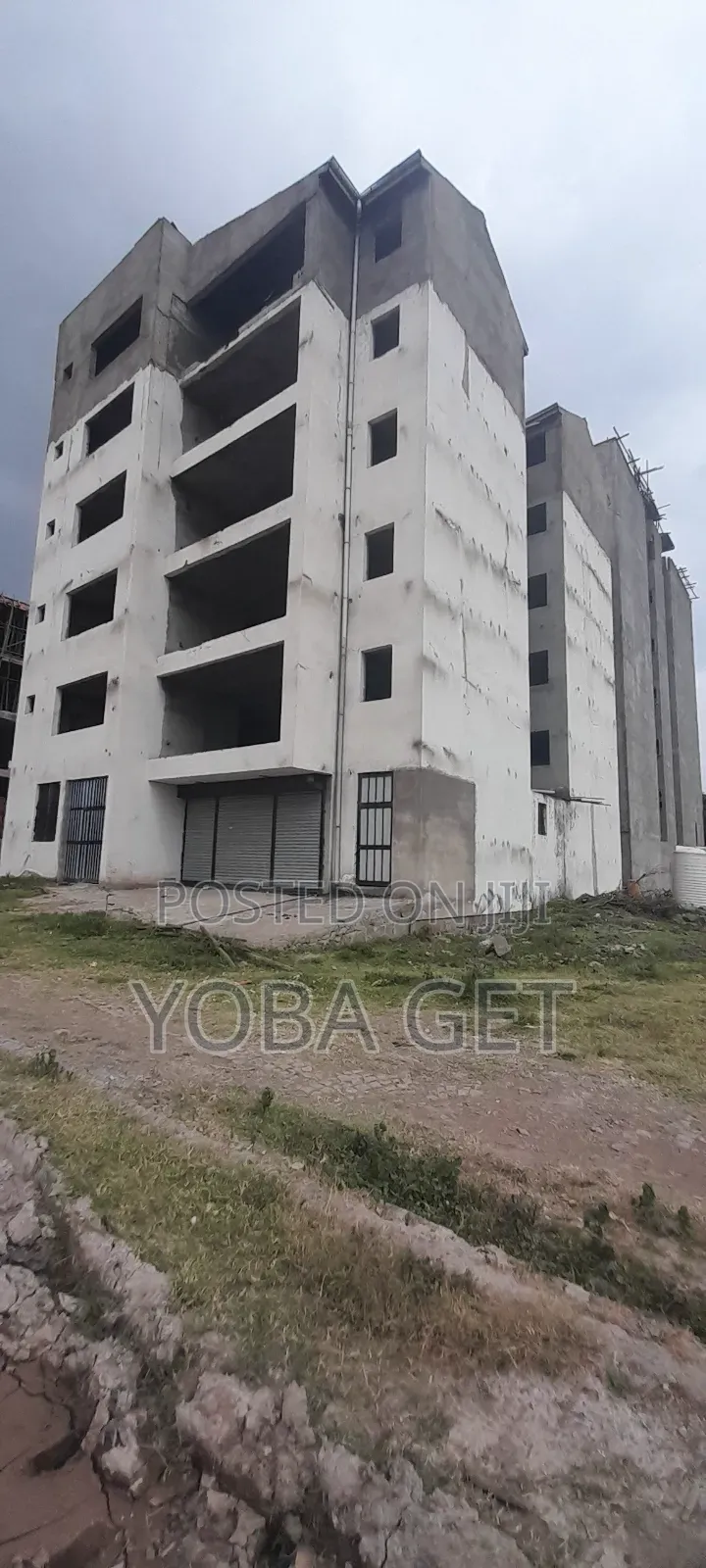 አስቸካይ የሚሸጥ አፓርታማ