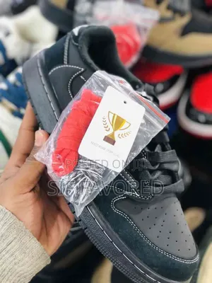 Jordan Low Travis Scott