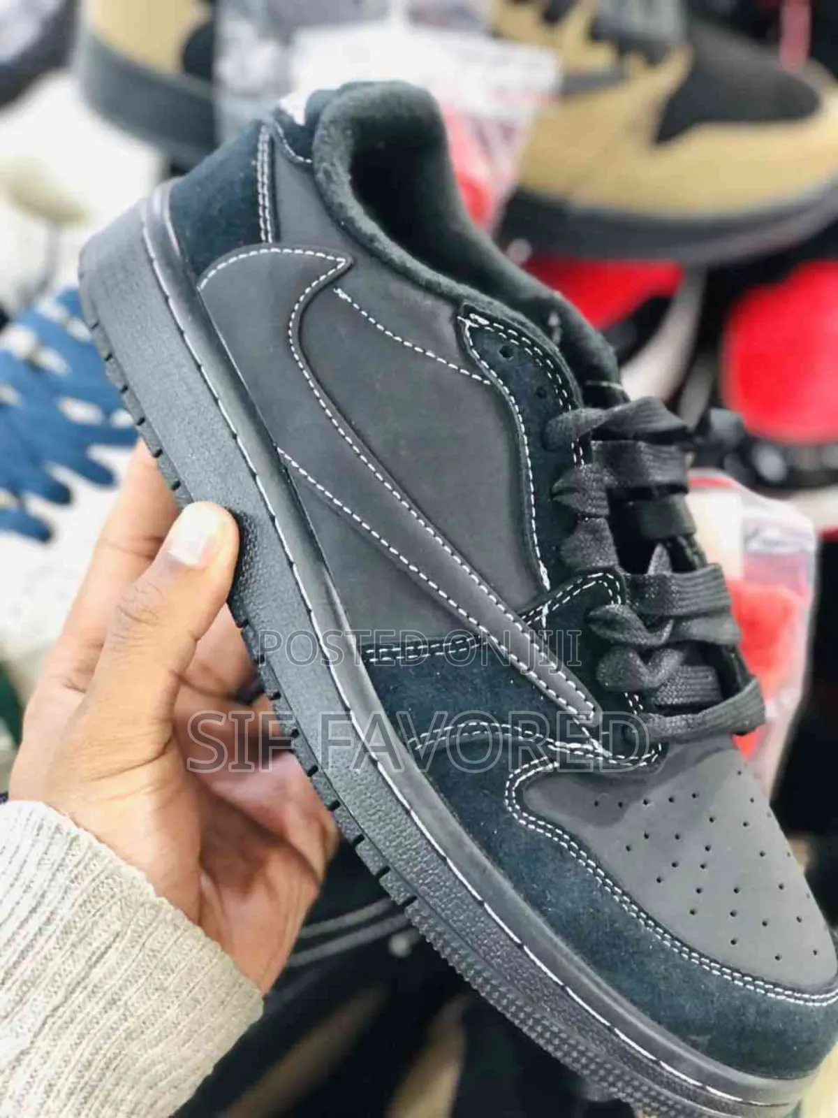 Jordan Low Travis Scott