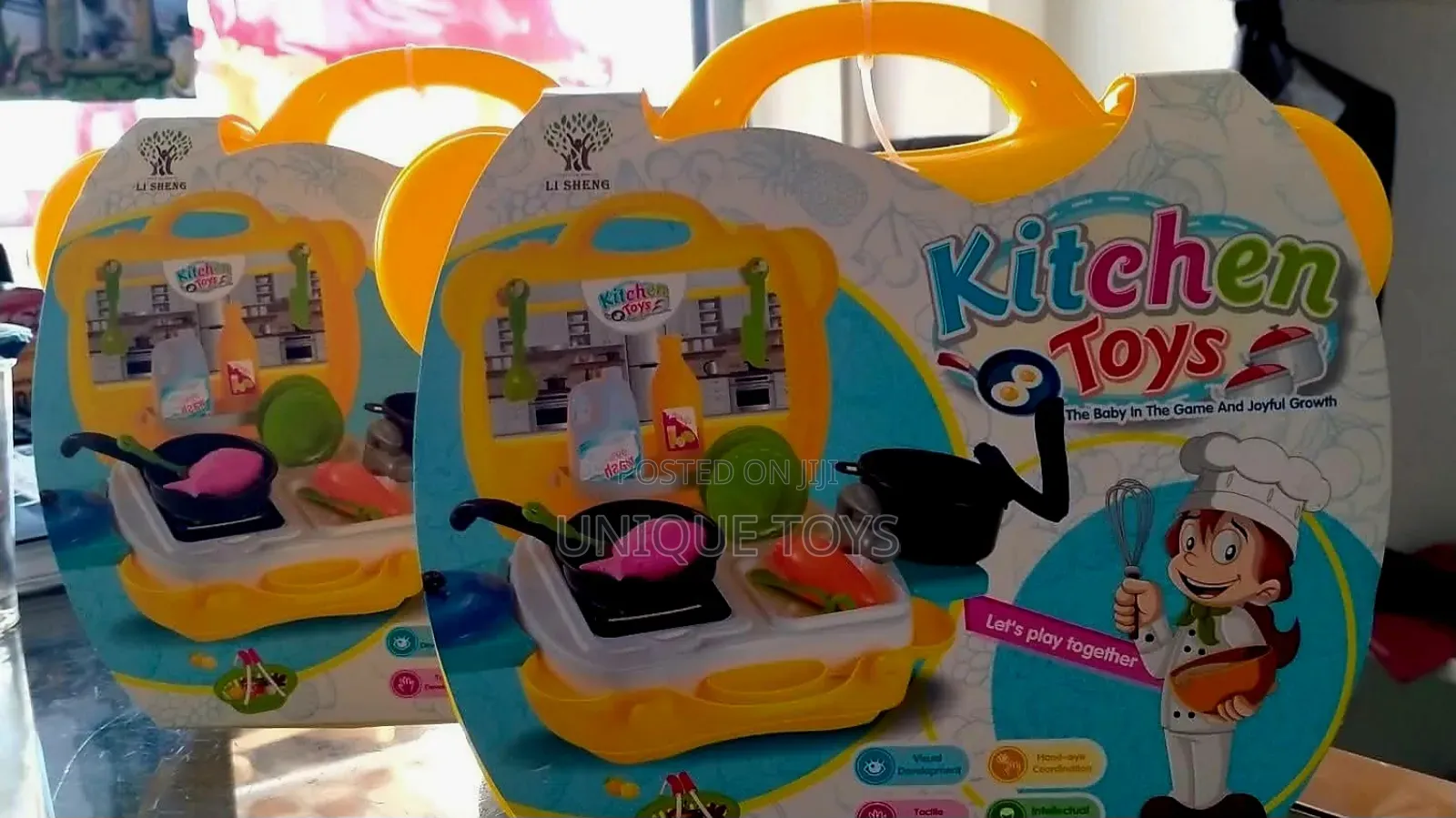 Suitcase Kitchen Playset – Little Chef on the Go