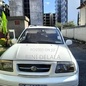 Photo - Suzuki Grand Vitara 2.0 D 1998 White