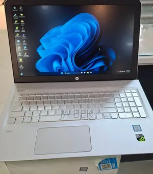 New Laptop HP Envy 15 16GB Intel Core I5 SSD 512GB