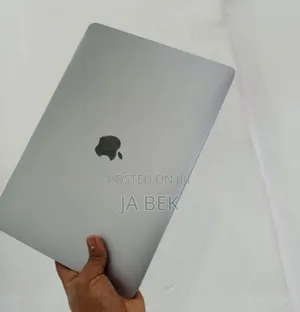 New Laptop Apple MacBook Pro 2017 8GB Intel Core I5 SSD 128GB