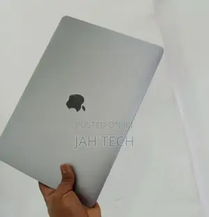 New Laptop Apple MacBook Pro 2017 8GB Intel Core I5 SSD 128GB