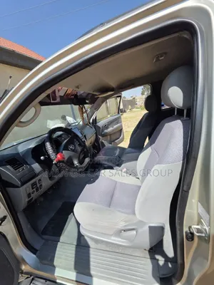 Toyota Hilux 2011 Gray