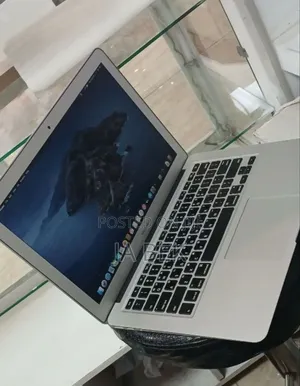 New Laptop Apple MacBook Air 2013 8GB Intel Core I5 SSD 256GB