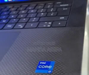 New Laptop Dell Precision 5570 16GB Intel Core I7 SSD 512GB