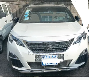 Photo - Peugeot 5008 2021 White