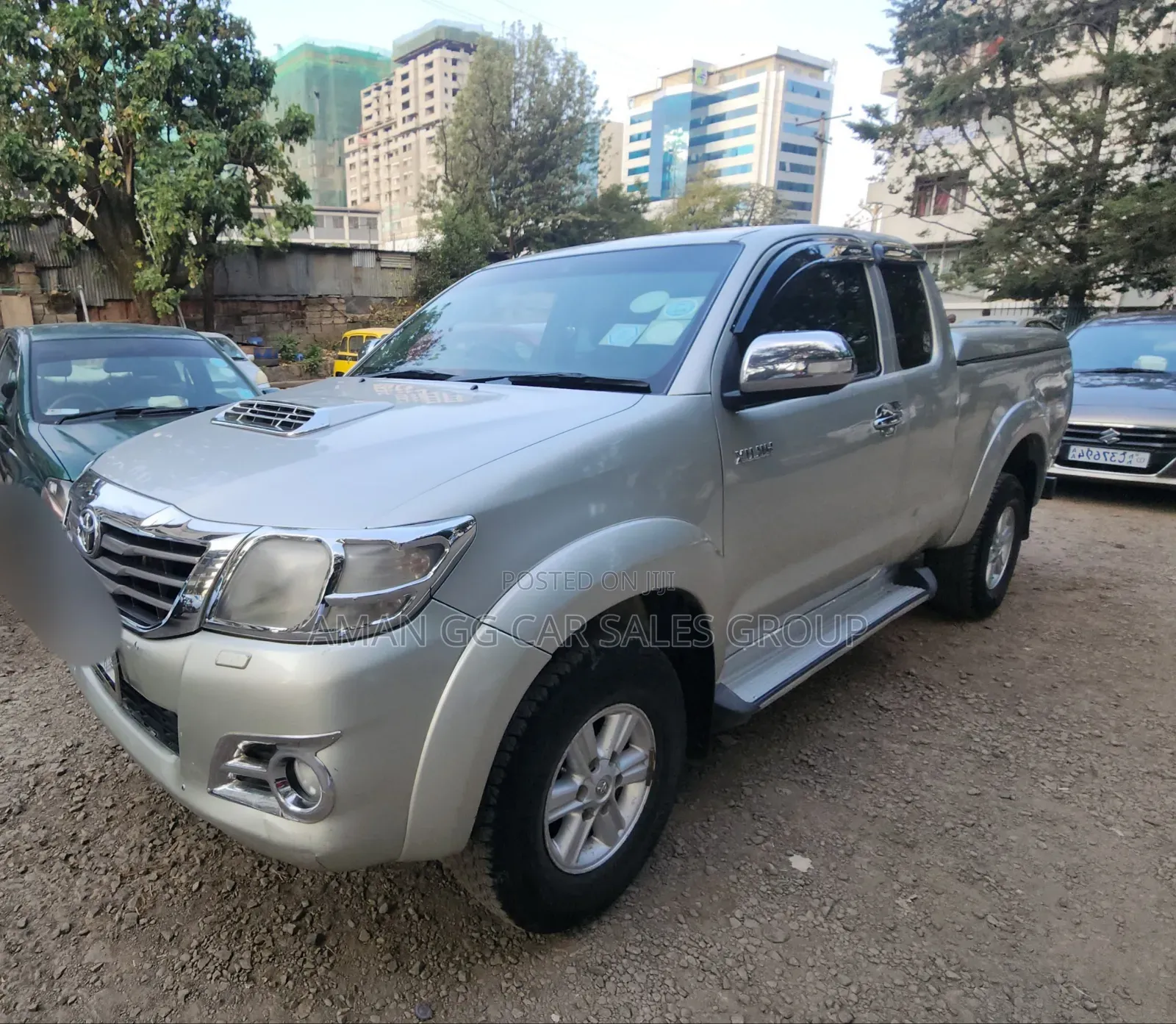 Toyota Hilux 2023 Gray