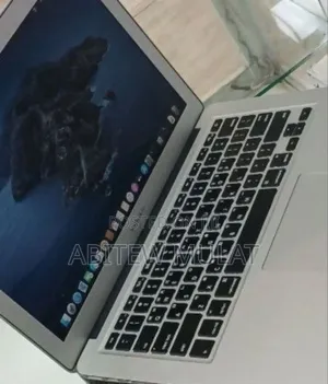 New Laptop Apple MacBook Air 2013 4GB Intel Core I5 SSD 256GB